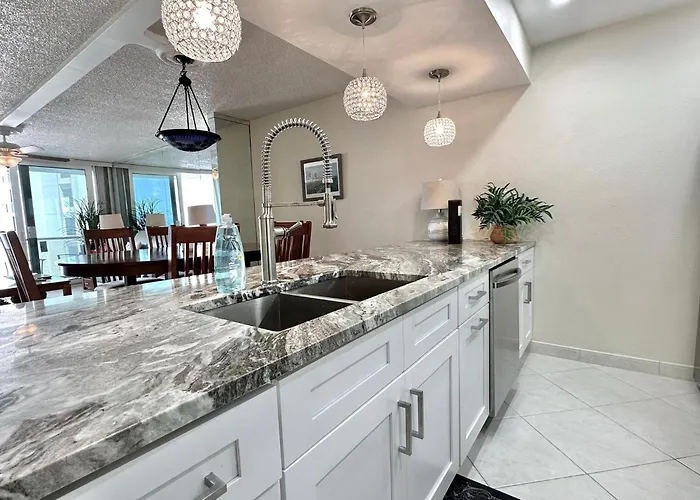440 West 501-s Apartment *